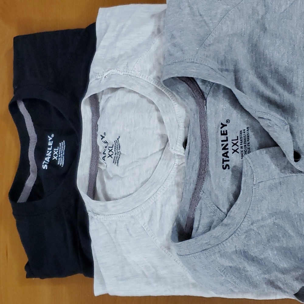 Three Stanley  XXL Shirts -C